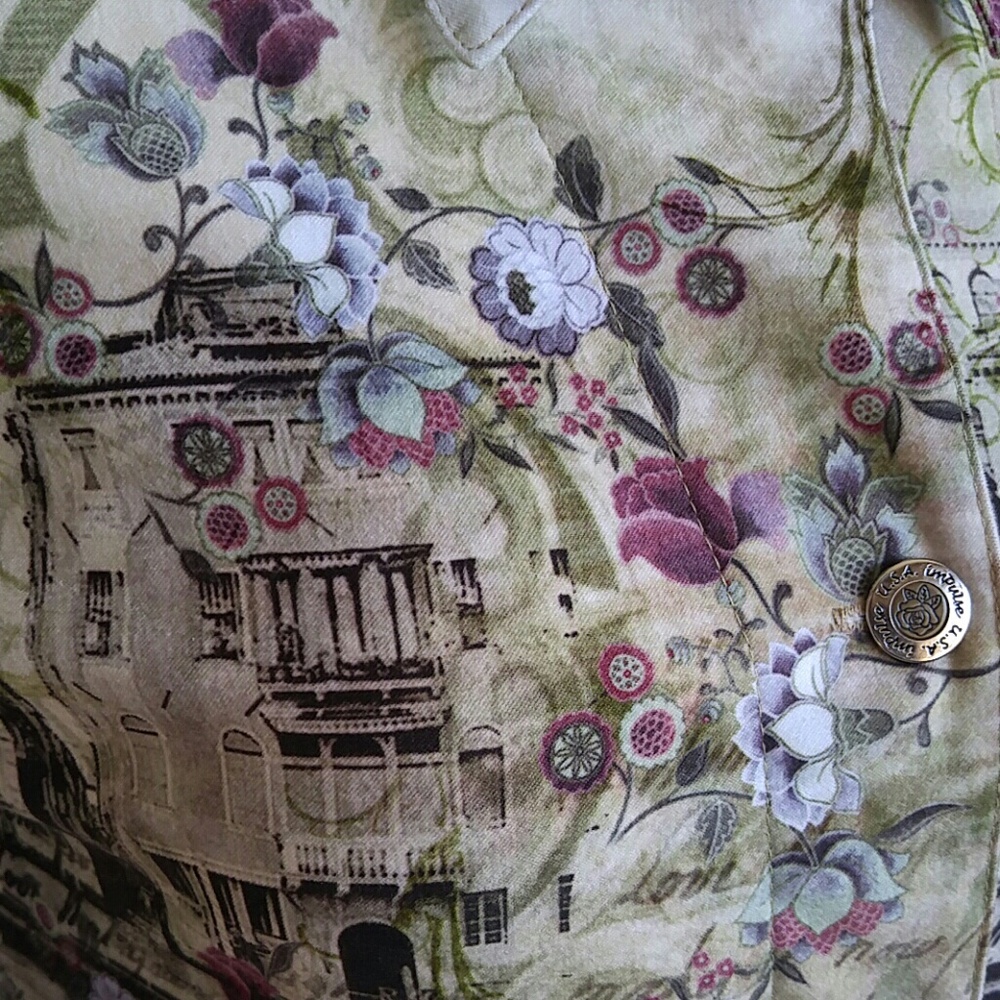 Jacket - Picture 2 of 8